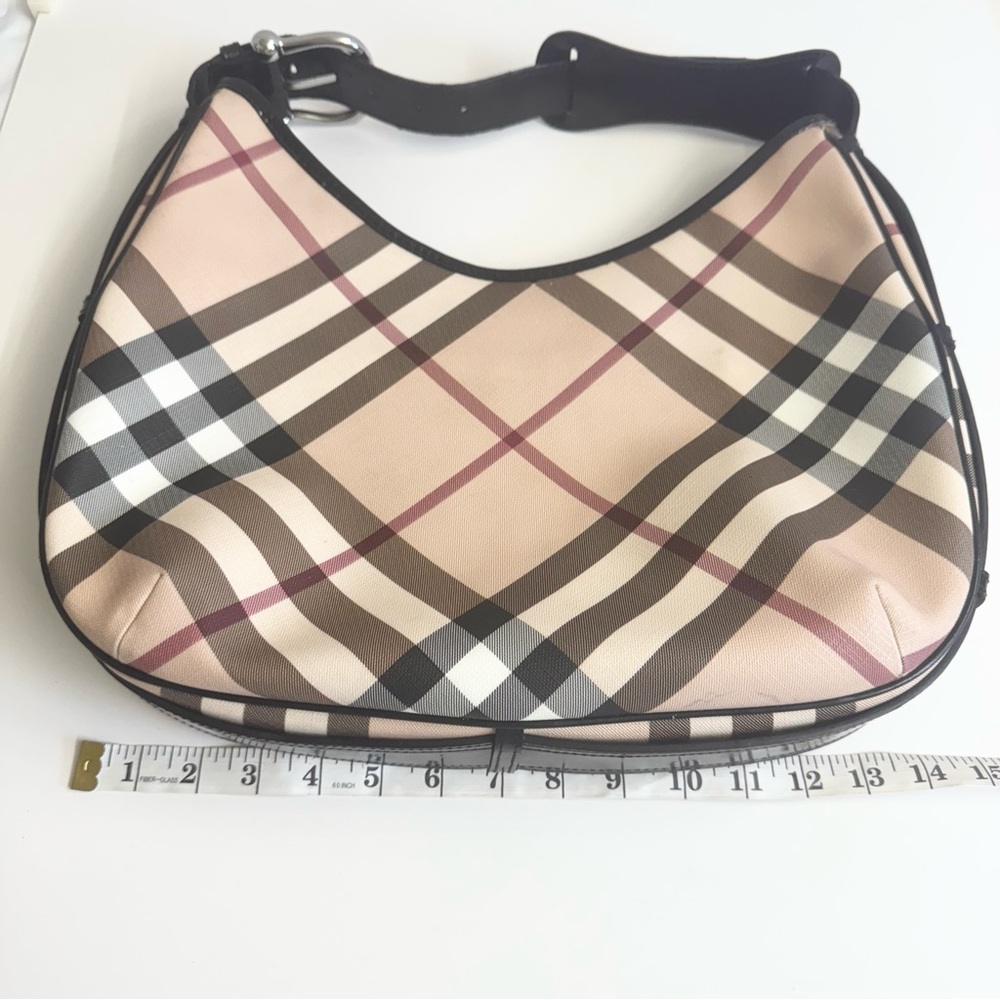Burberry Black and Cream Checkered Hobo Bag - Picture 5 of 15